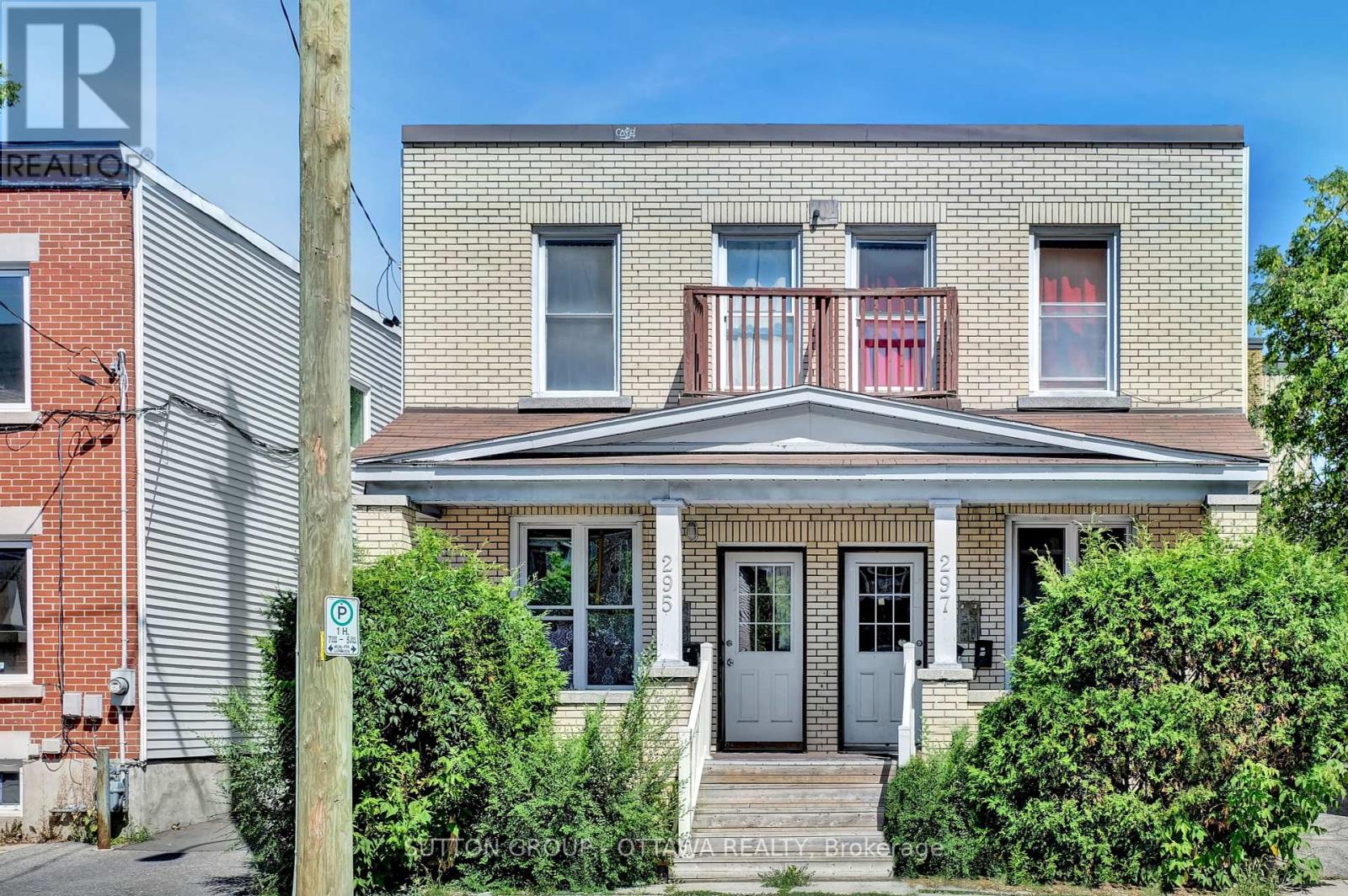297 St Patrick St, Ottawa, ON K1N 5K4