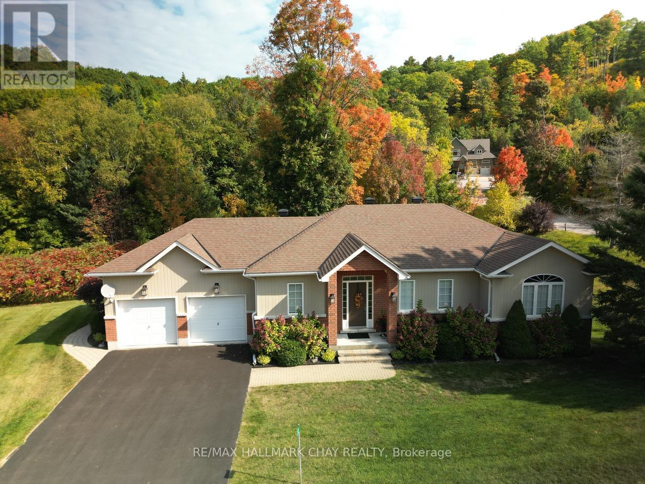 32 Valleycrest Dr, Oro-Medonte, ON L0L 2L0