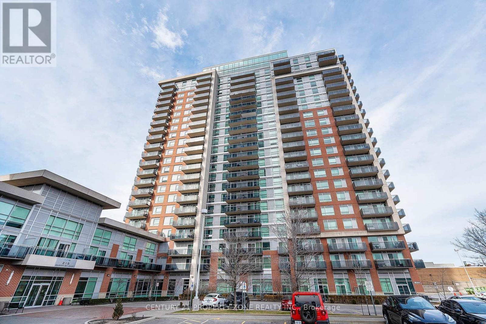 1804 215 Queen St E, Brampton, ON L6W 0A9