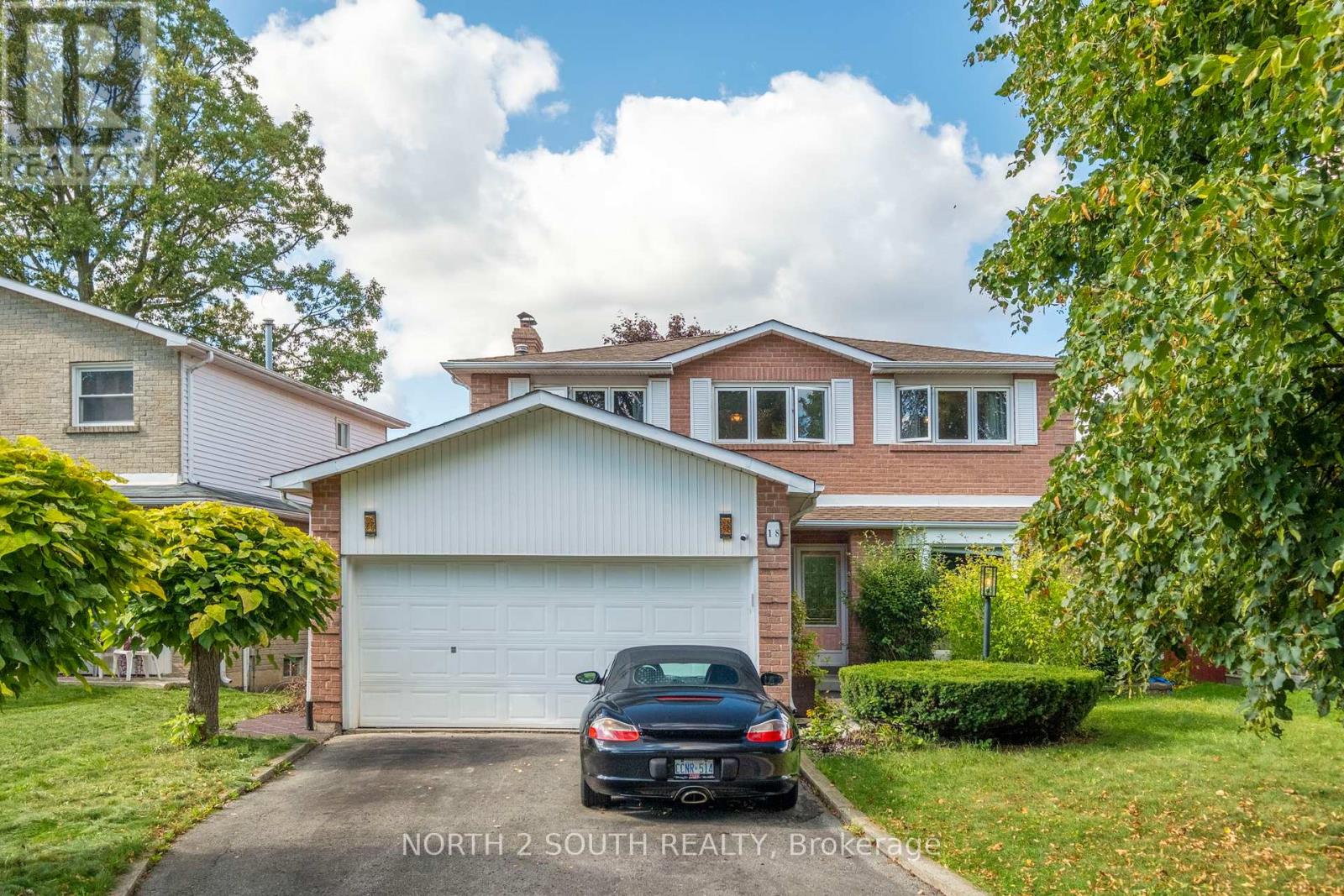 18 Mitchell Ave, Brampton, ON L6Z 1H3