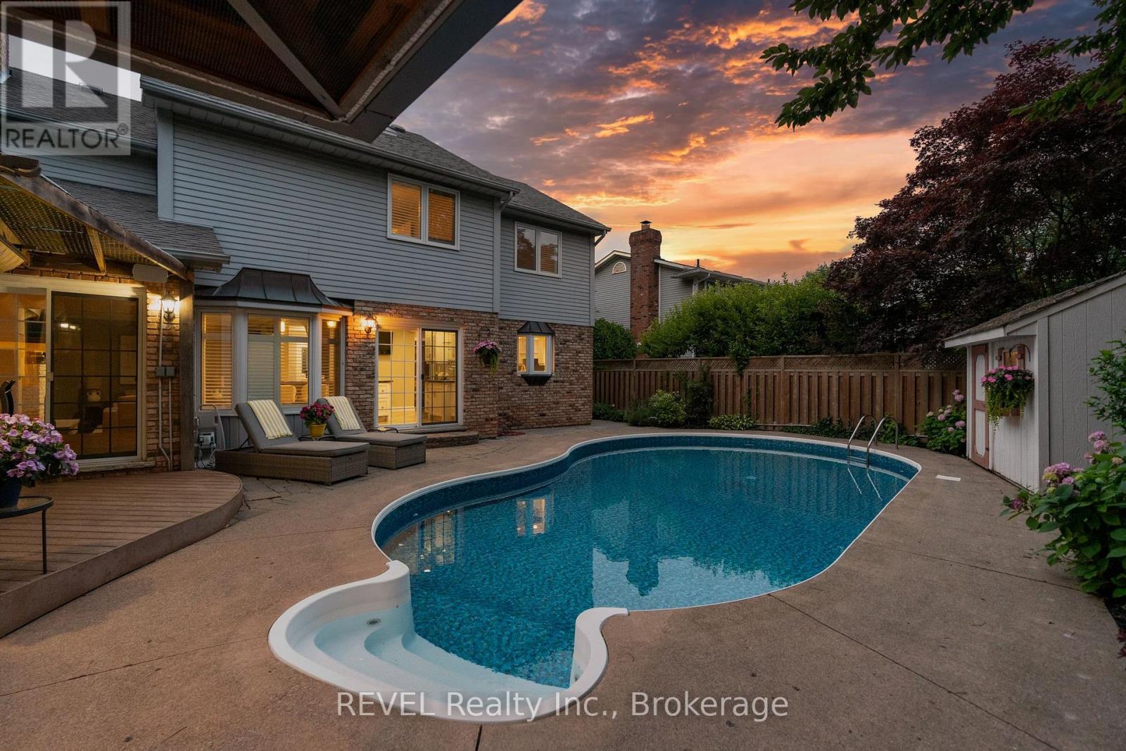 78 Sovereign Dr, St. Catharines, ON L2T 1Z7