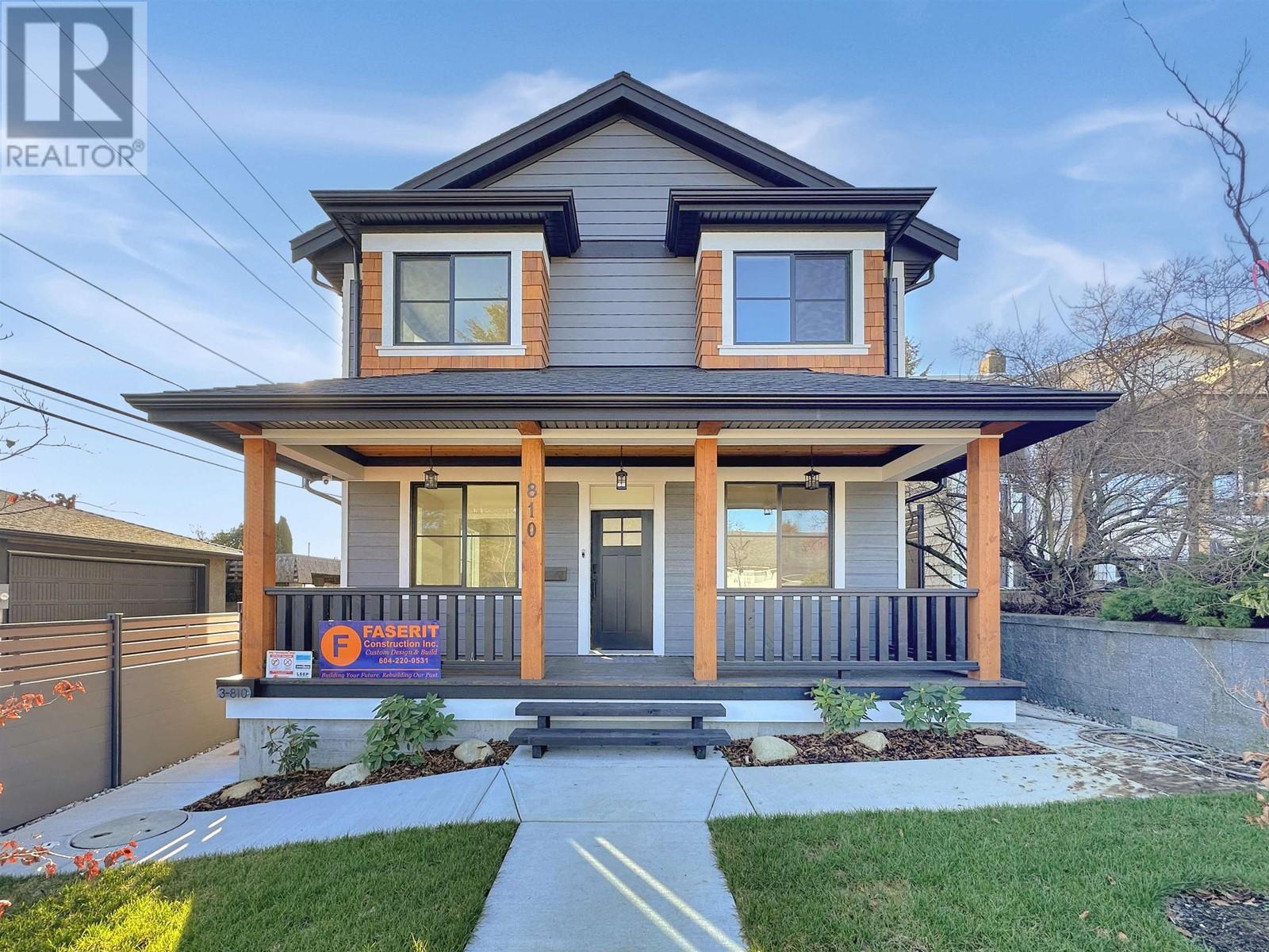 810 Scott St, New Westminster, BC V3L 4T8