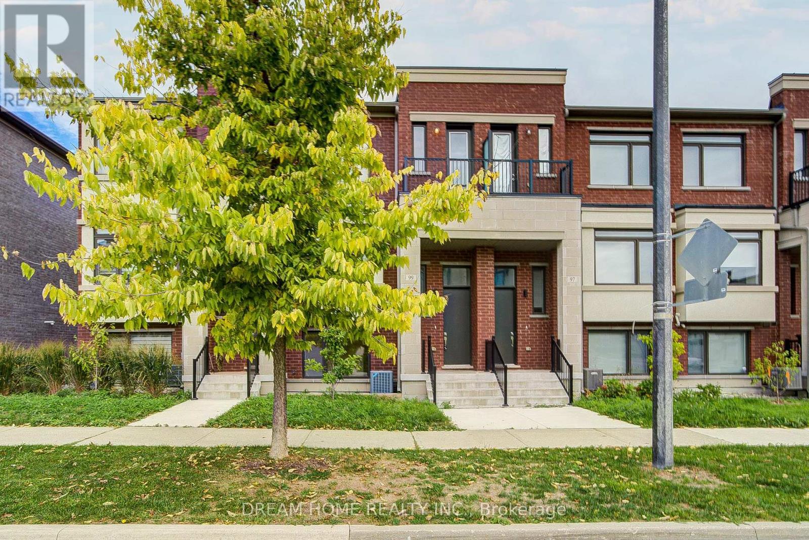 99 Crimson Forest Dr, Vaughan Patterson, ON L6A 5C6