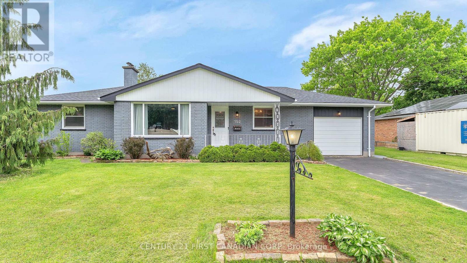 150 Rutherford Ave, Aylmer, ON N5H 2N8