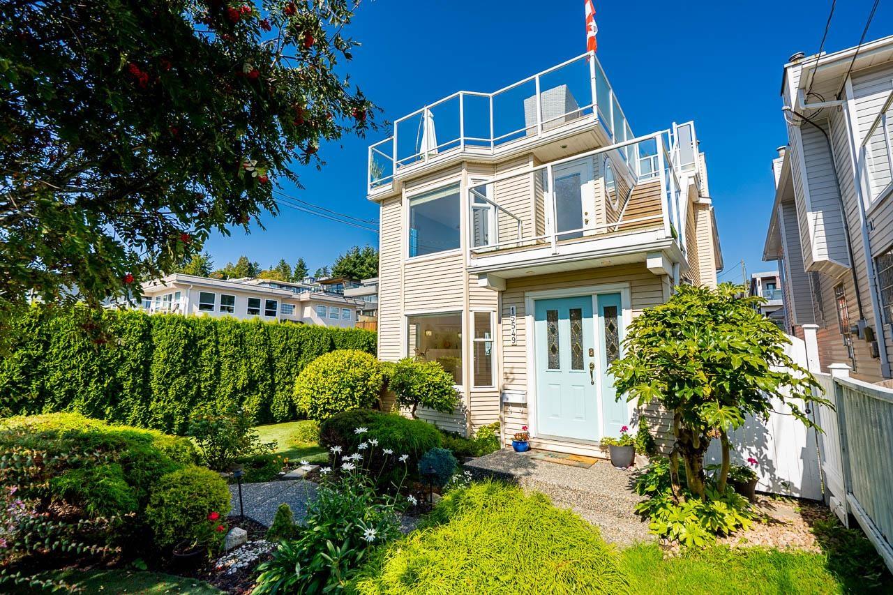 15549 Victoria Ave, White Rock, BC V4B 1H8
