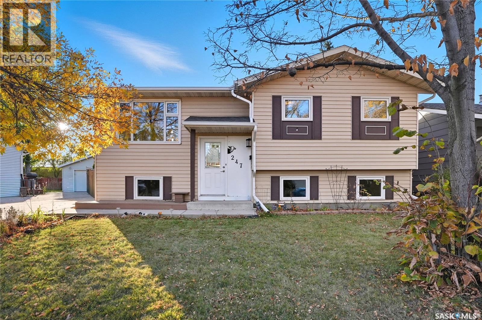 247 Davies Rd, Saskatoon, SK S7K 7N2