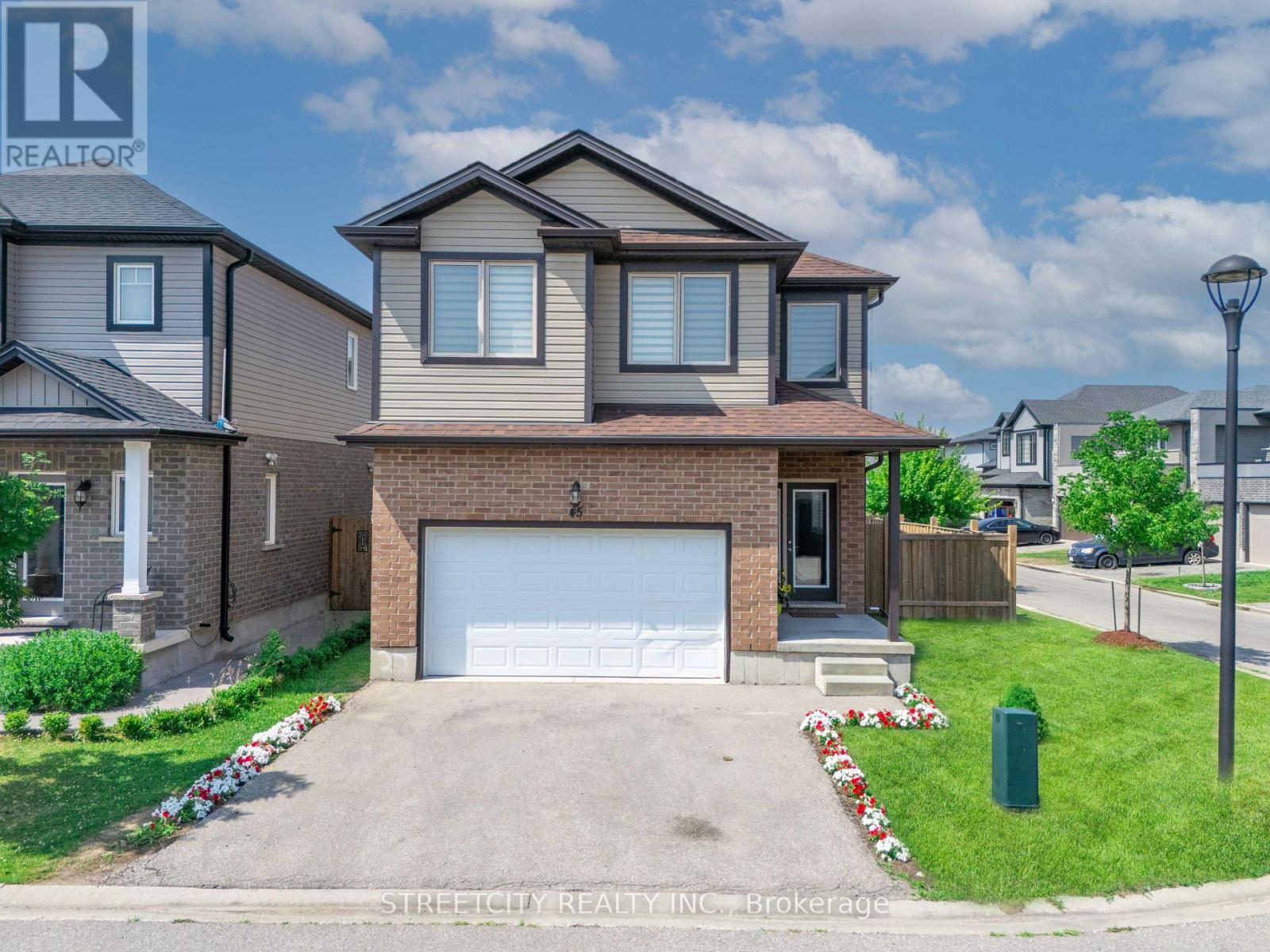 45 3270 Singleton Ave, London, ON N6J 2J2