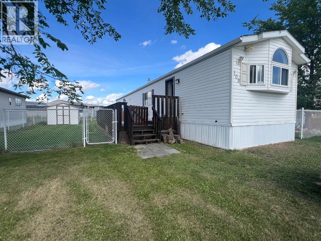 10615 88 Unit 108, Grande Prairie, AB T8X 1P5