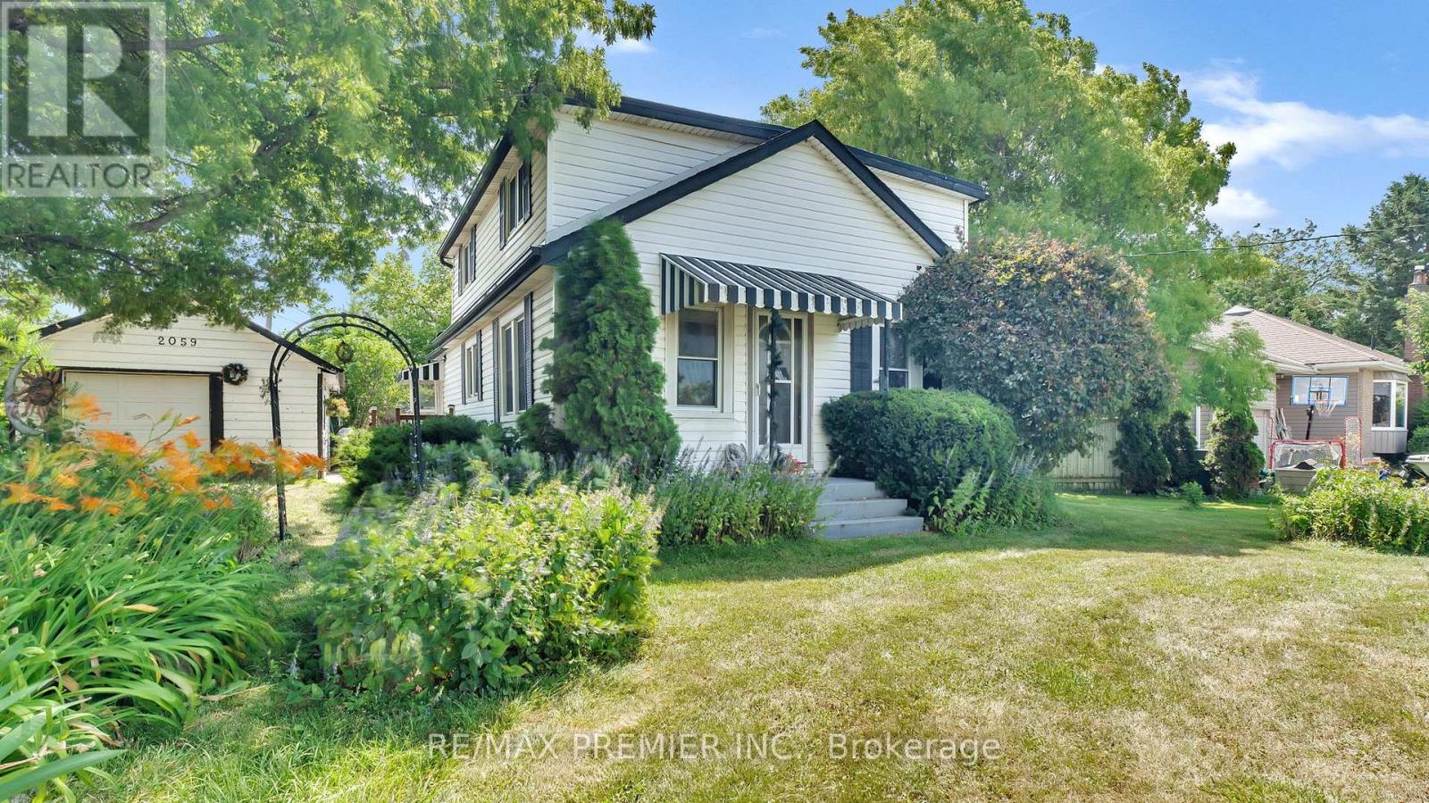 2059 Maple Grove Rd, Clarington Bowmanville, ON L1C 6M9