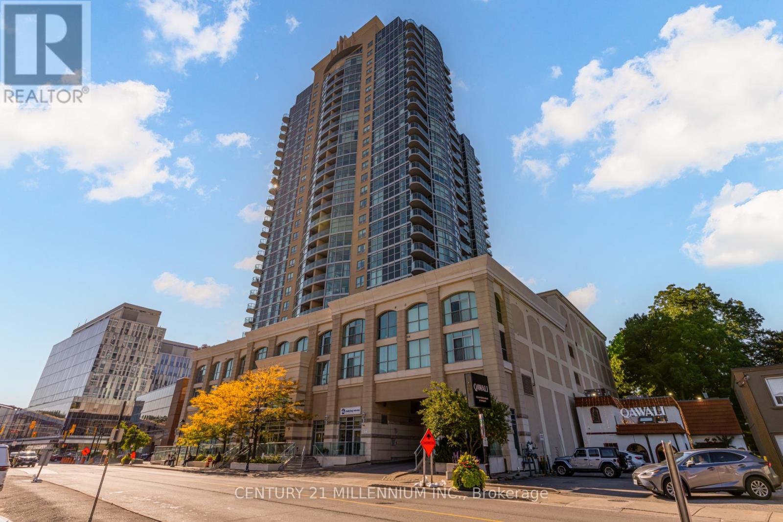 1505 9 George St N, Brampton, ON L6X 0T6
