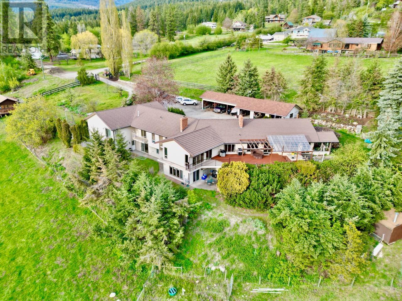 5620 Neil Rd, Vernon, BC V1B 3J5