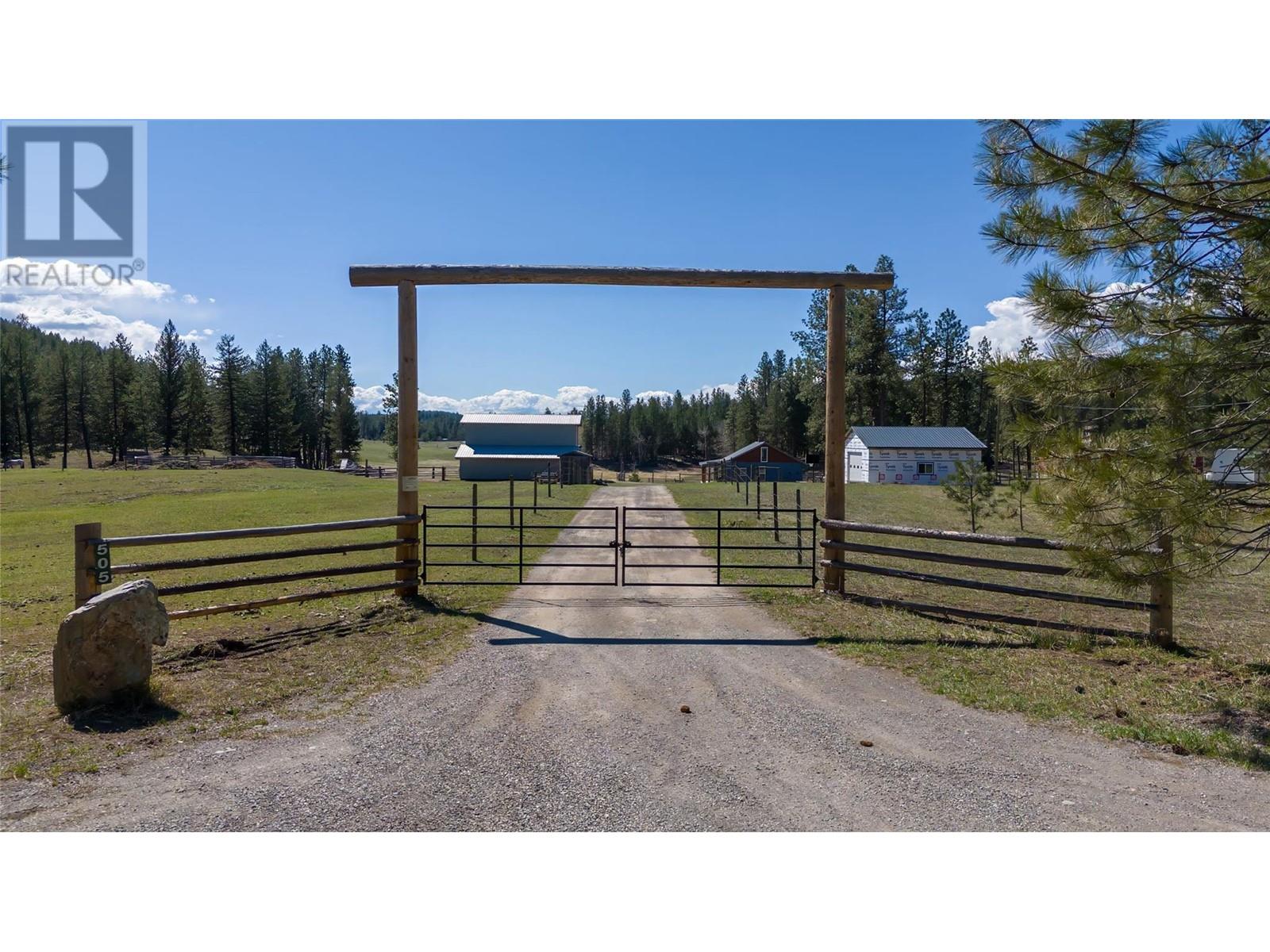 505 Chief David Rd, Baynes Lake, BC V0B 1T4