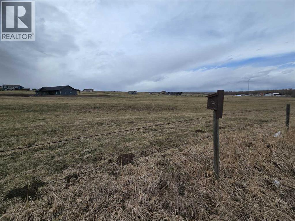 140 Bruhn Blvd, Rural Ponoka County, AB T4N 4E7