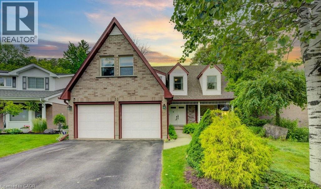 33 Manitoulin Cres, Kitchener, ON N2A 3J4