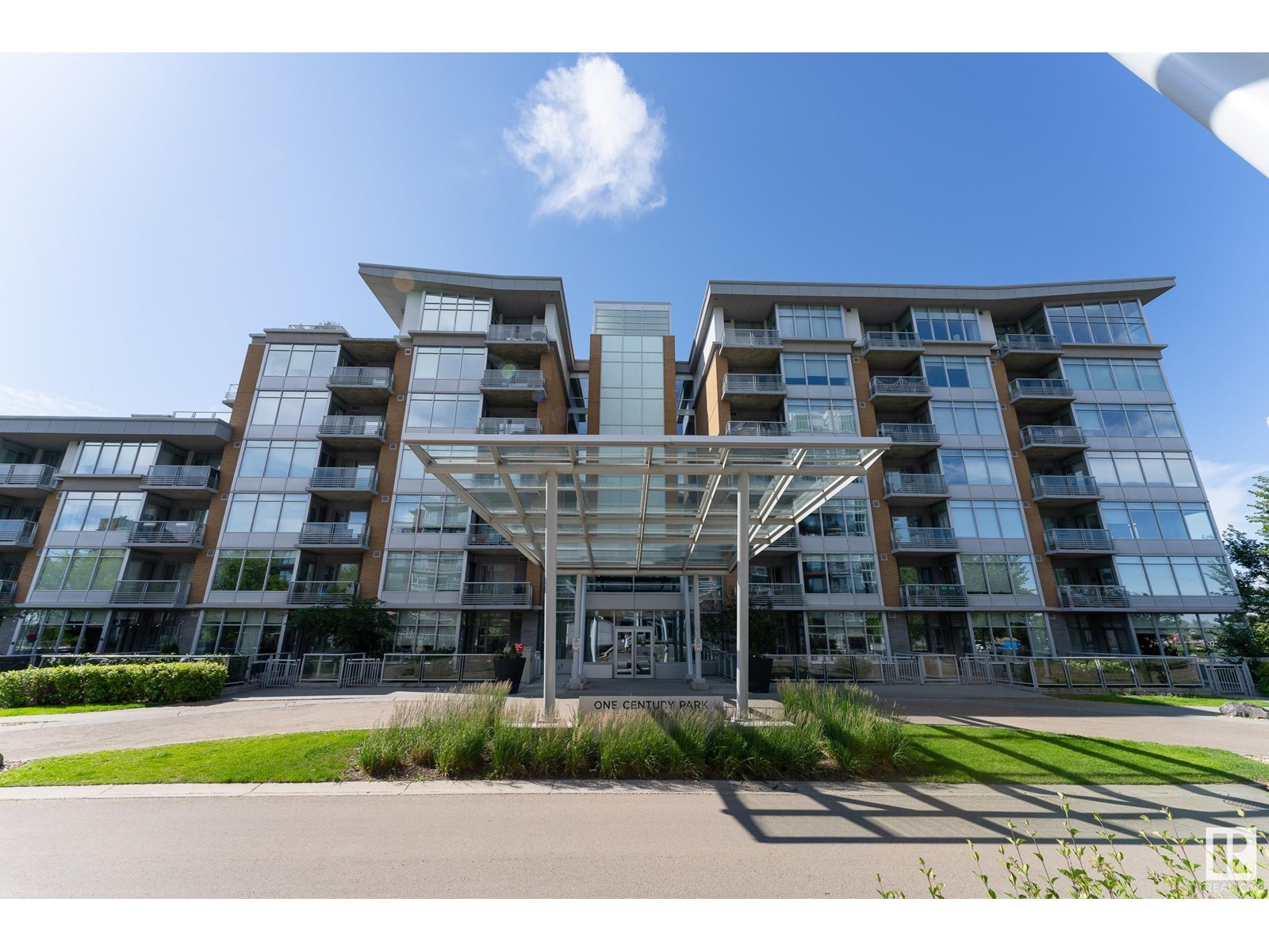 2510 109 Street Northwest #306, Edmonton, AB T6J 2X1