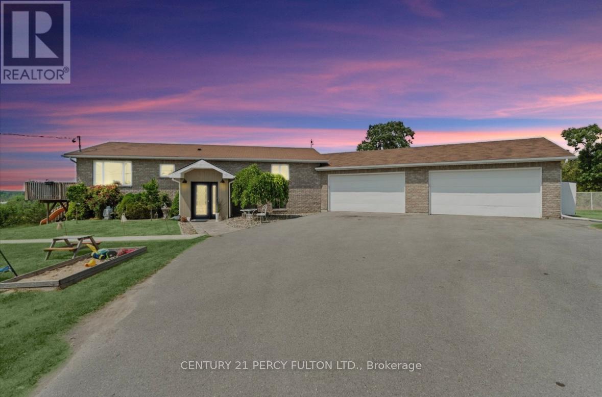 2121 Enright Rd, Tyendinaga, ON K0K 2N0