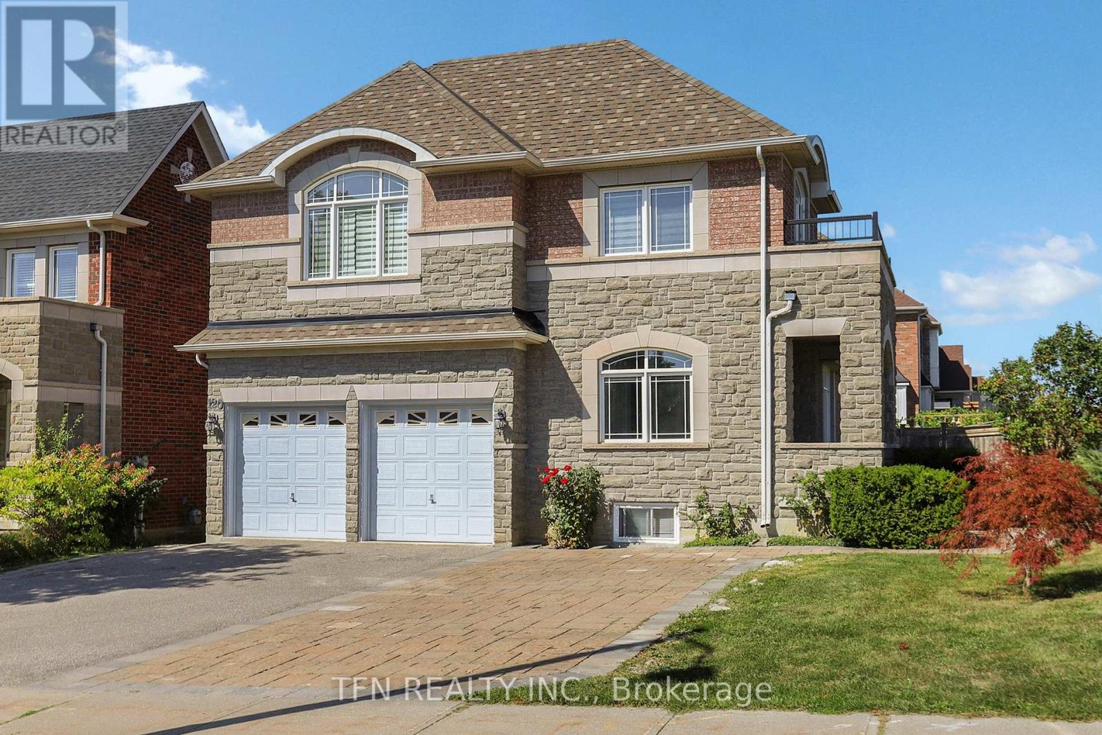 120 Valley Vista Dr, Vaughan, ON L6A 0Z3