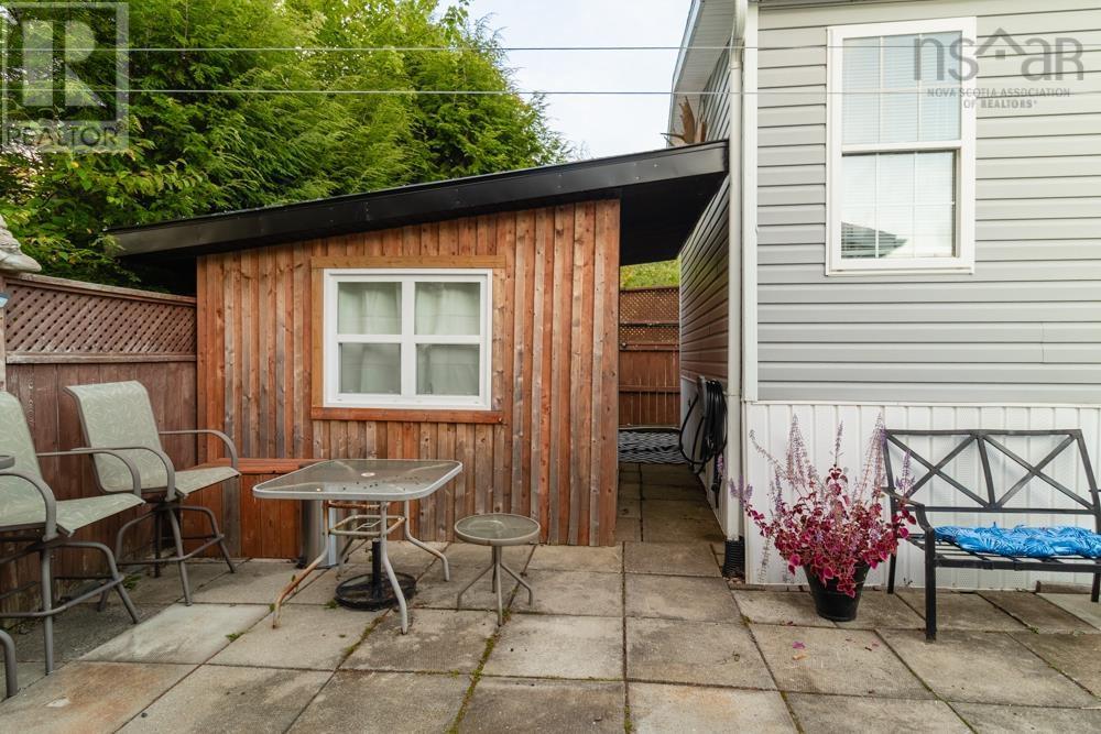 54 Mountian View Dr, Lake Echo, NS B3E 1B6