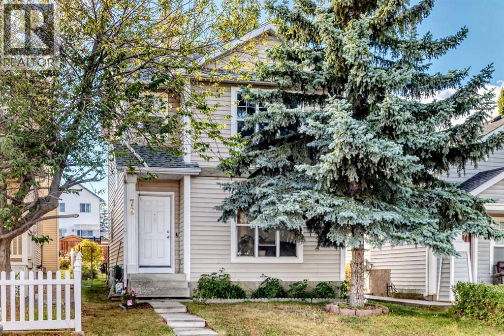 79 Hidden Cres NW, Calgary, AB T3A 5L4