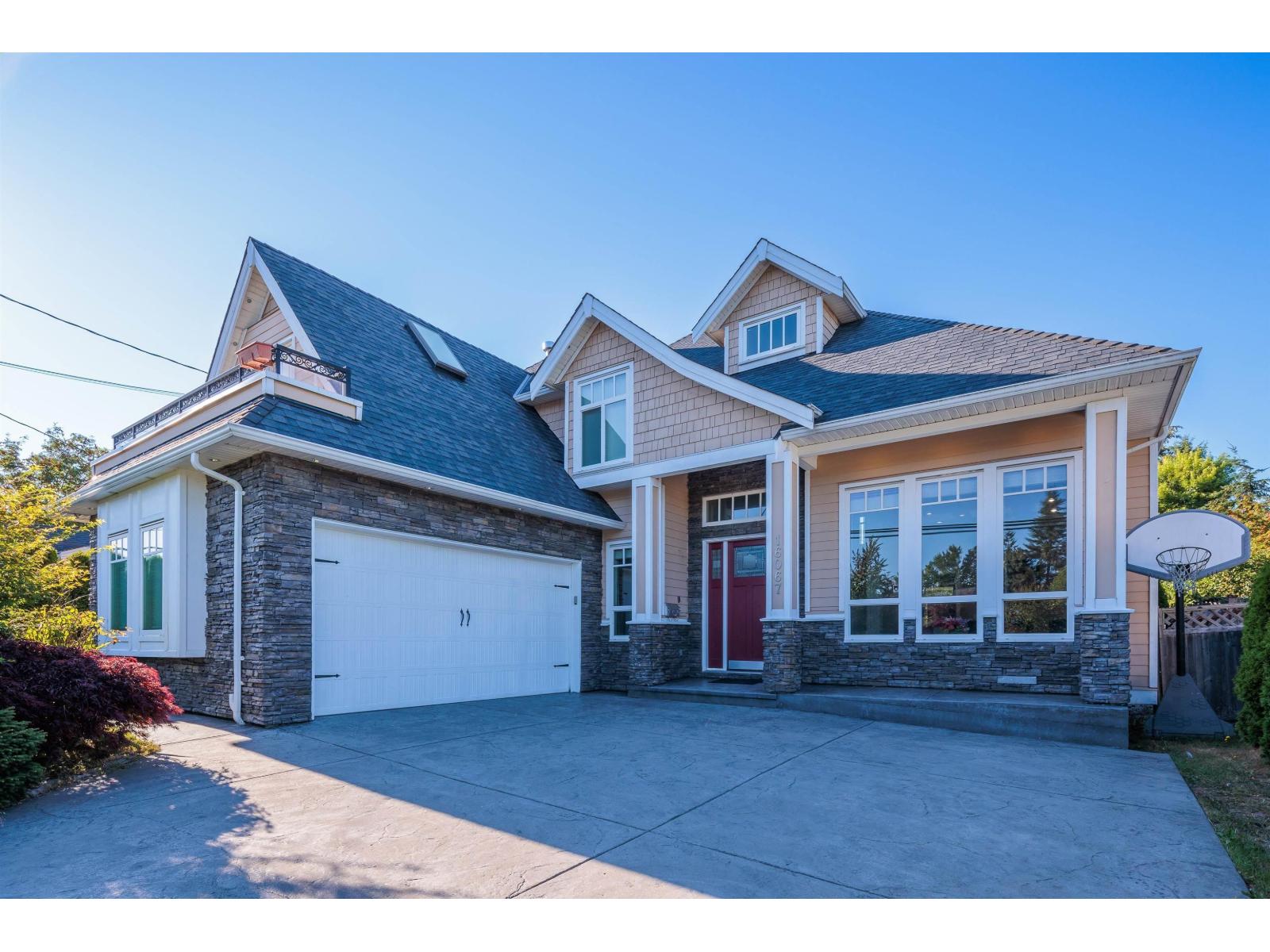 14 Avenue Unit 16067, Surrey, BC V4A 1G9