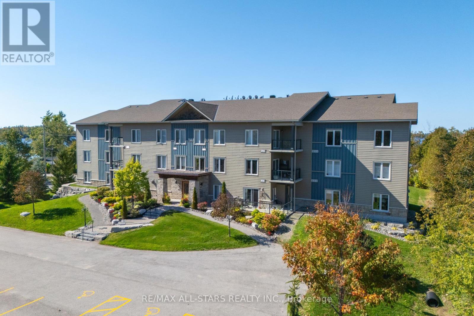 308 94 Francis St W, Kawartha Lakes, ON K0M 1N0