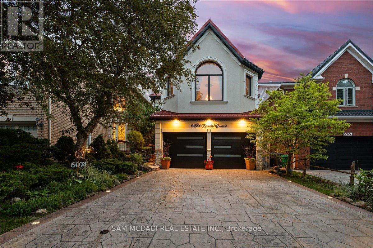 6074 Leeside Cres, Mississauga, ON L5M 5K6