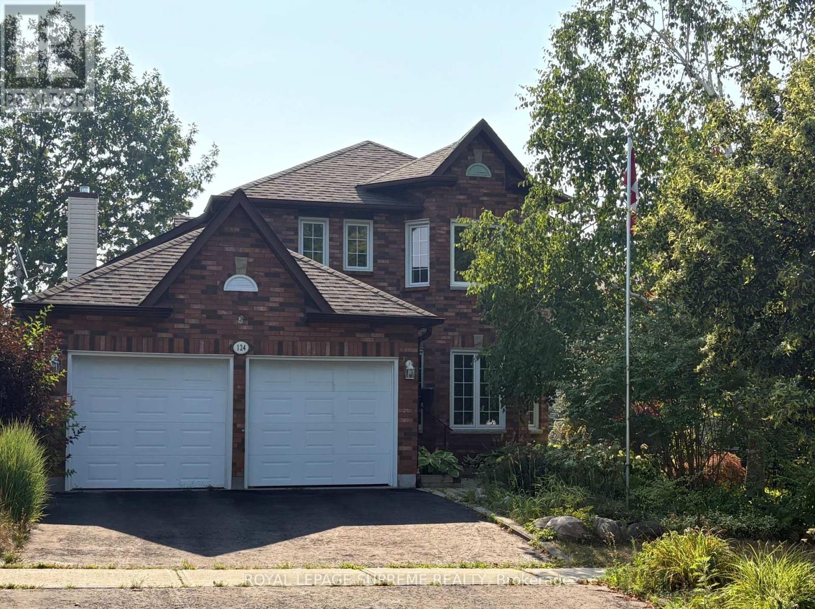 124 Browning Trl, Barrie, ON L4N 6R3