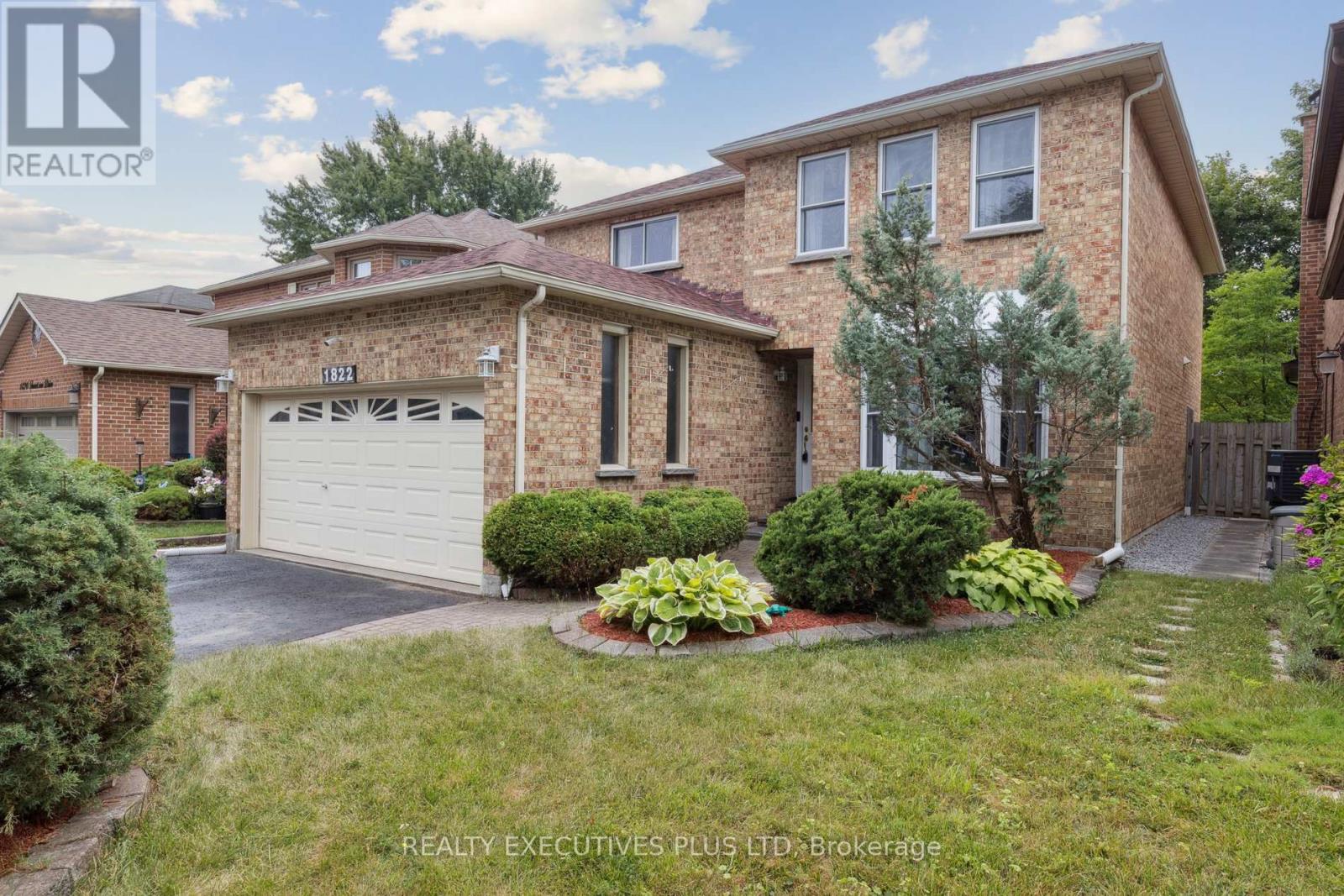 1822 Forestview Dr, Pickering, ON L1V 5T6