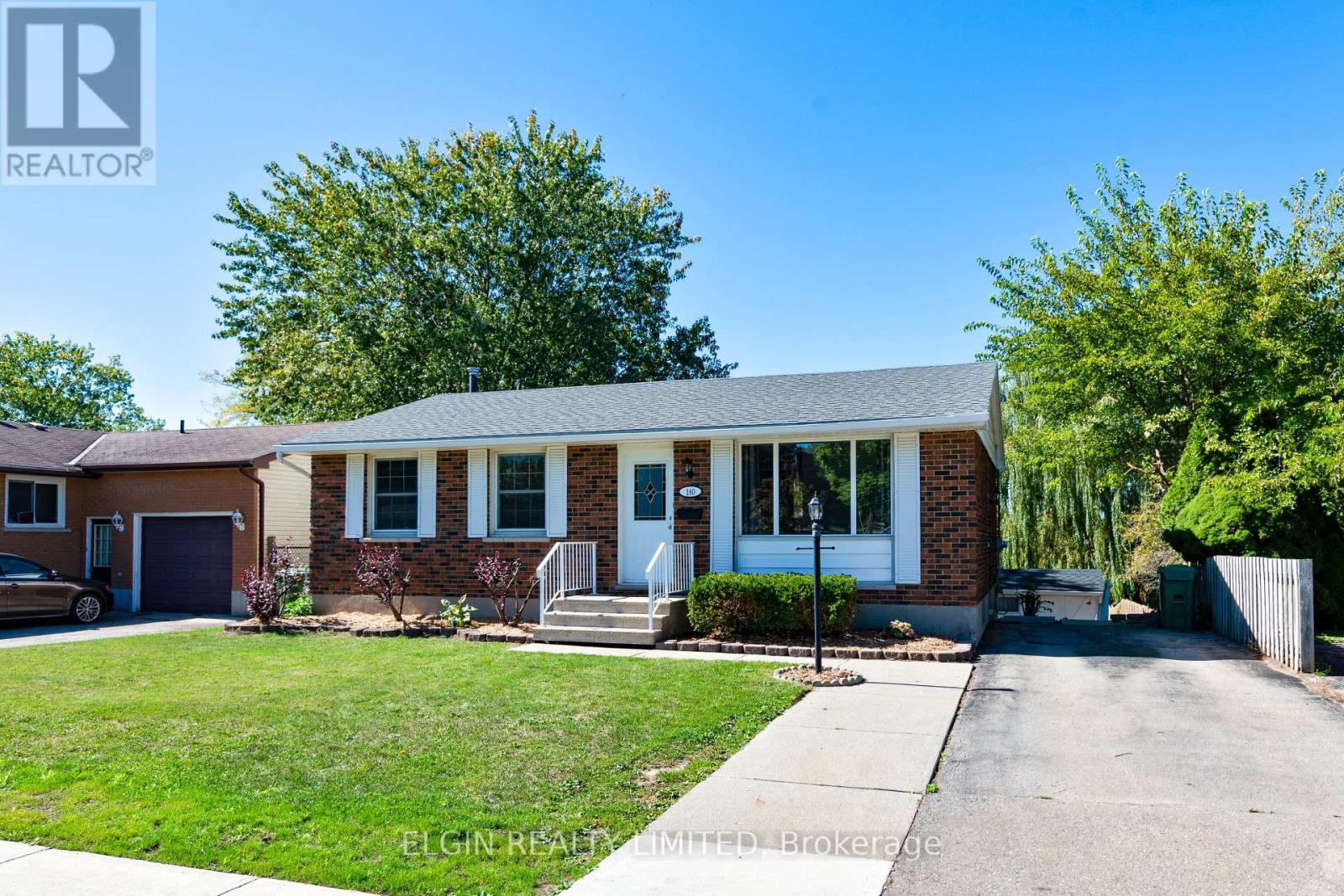 180 Fairview Ave, St. Thomas, ON N5R 4Y1
