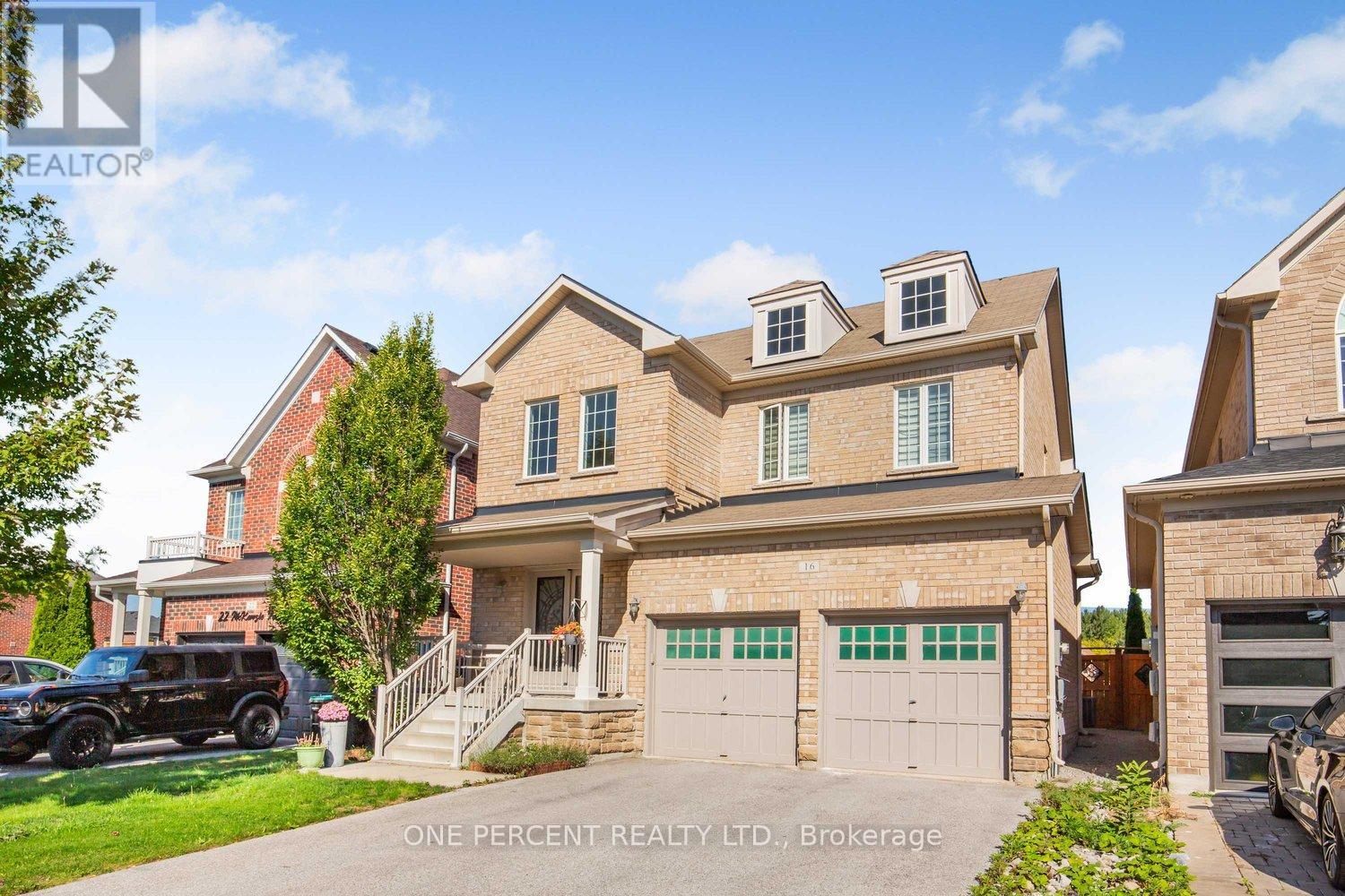 16 Mckenzie Way, Bradford West Gwillimbury, ON L3Z 3J7