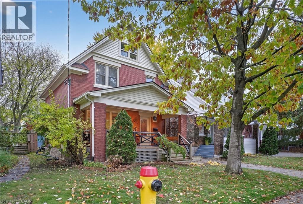 28 Troy St, Kitchener, ON N2H 1L8