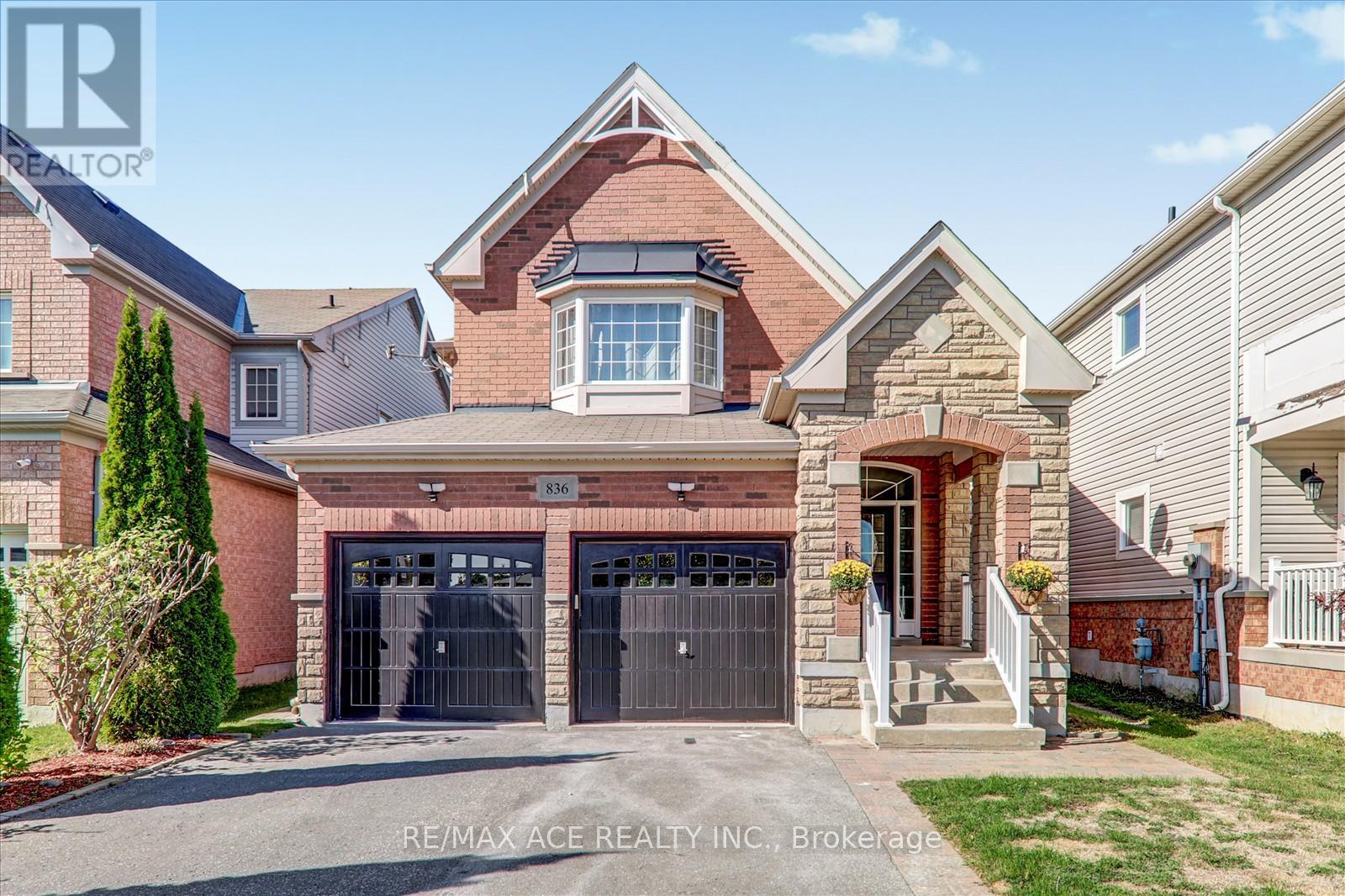 836 Fetchison Dr, Oshawa, ON L1K 0C3