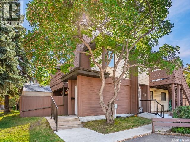 445 Pendygrasse Road Unit 201, Saskatoon, SK S7M 5C1