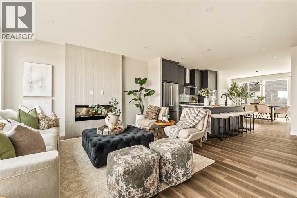 415 Sovereign Common SW, Calgary, AB T3C 3Y3