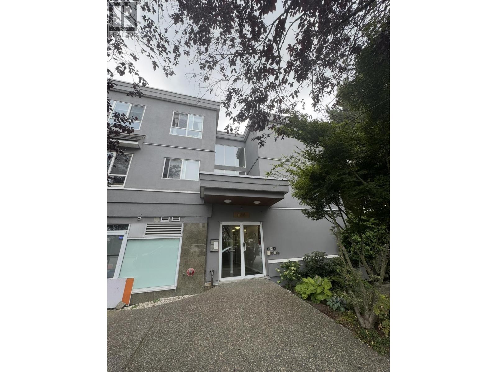 688 E 56th Avenue Unit 302, Vancouver, BC V5X 1R7