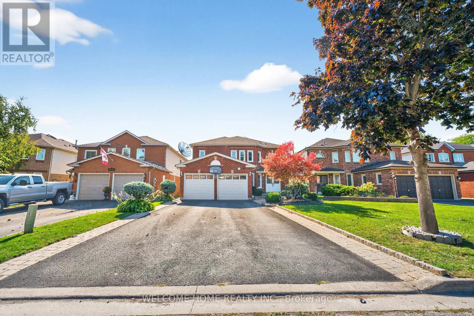 1037 Sandcliff Dr E, Oshawa, ON L1K 2E5