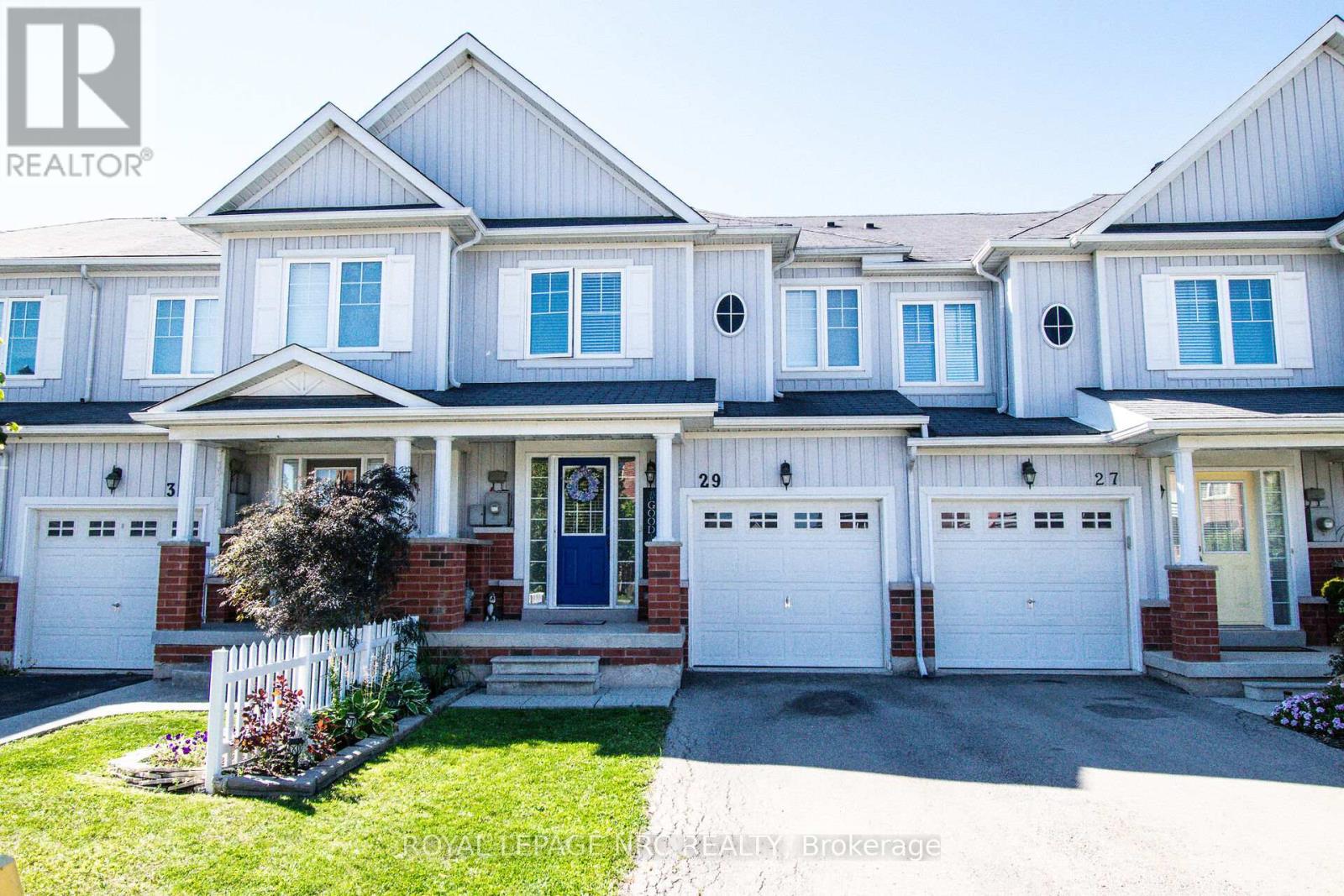 29 Colonel Lyall St, St. Catharines, ON L2P 0B2