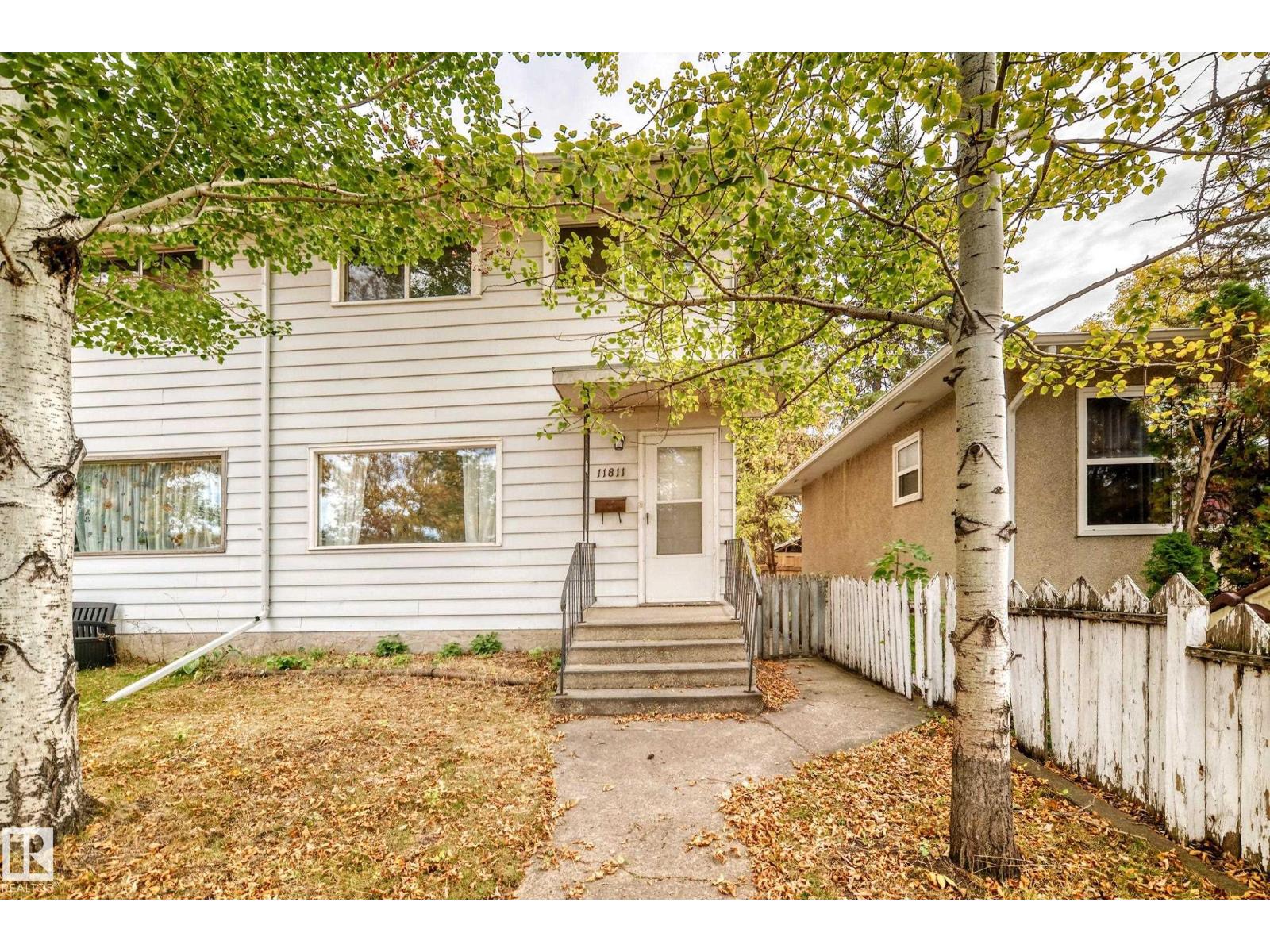 44 St Nw Unit 11811, Edmonton, AB T5W 2S4