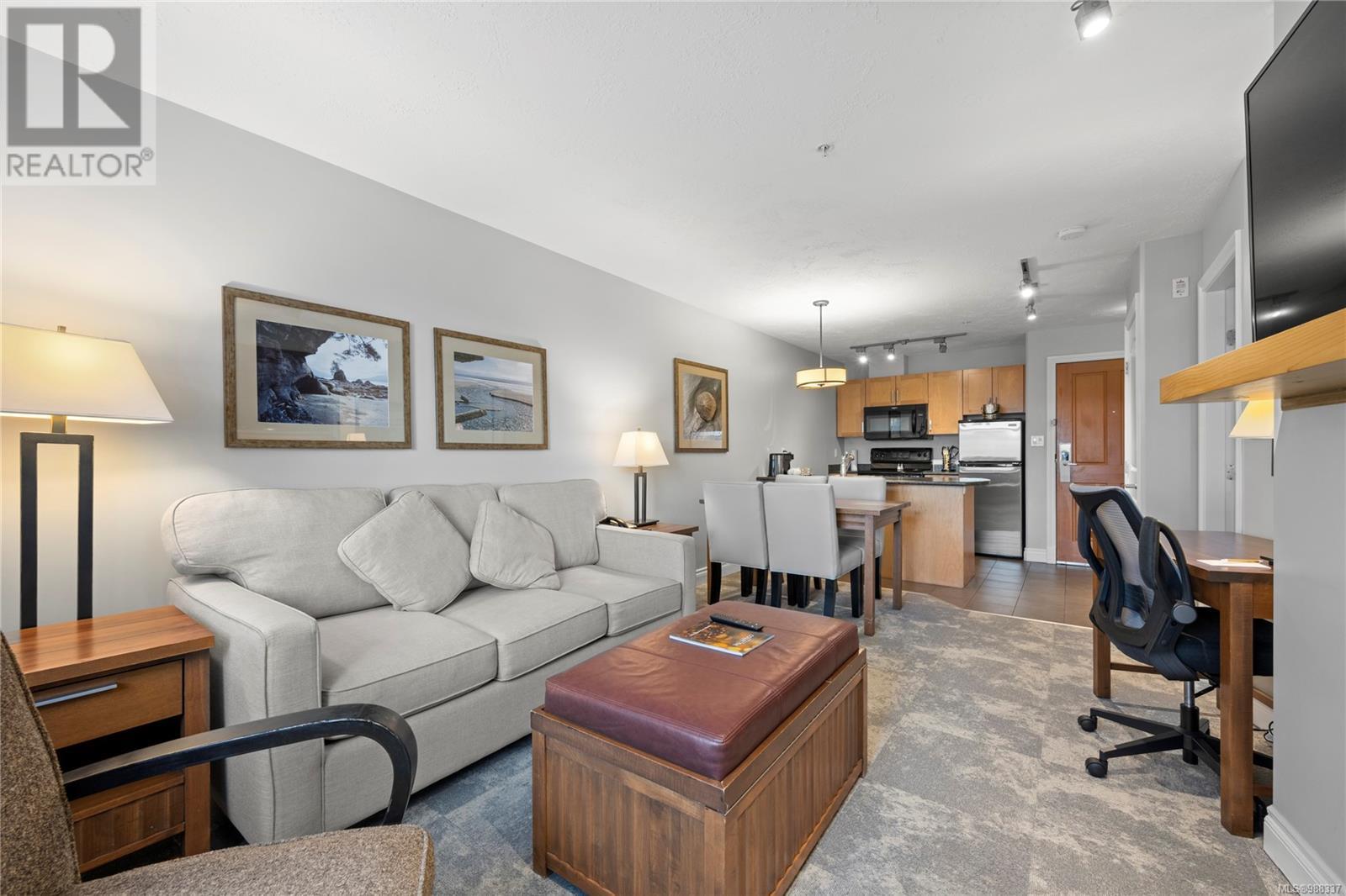 1800 Riverside Lane Unit 210d, Courtenay, BC V9N 8C7