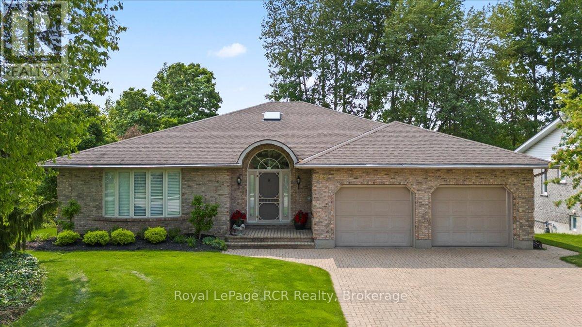 284 2nd Avenue, Hanover, ON N4N 3S1