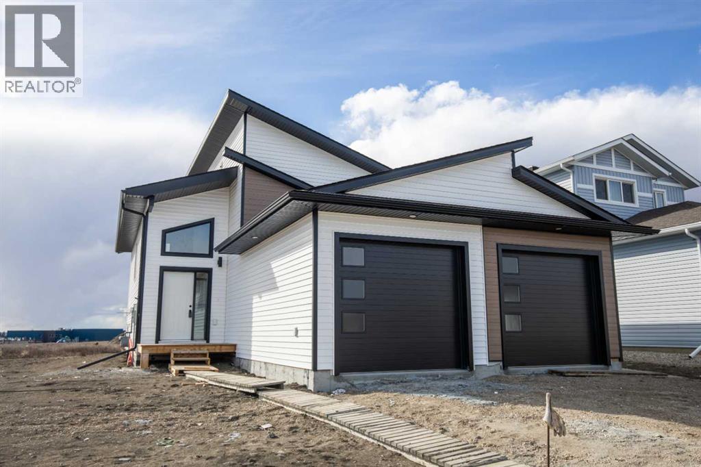 127 Avenue Unit 10210, Grande Prairie, AB T8V 6J3