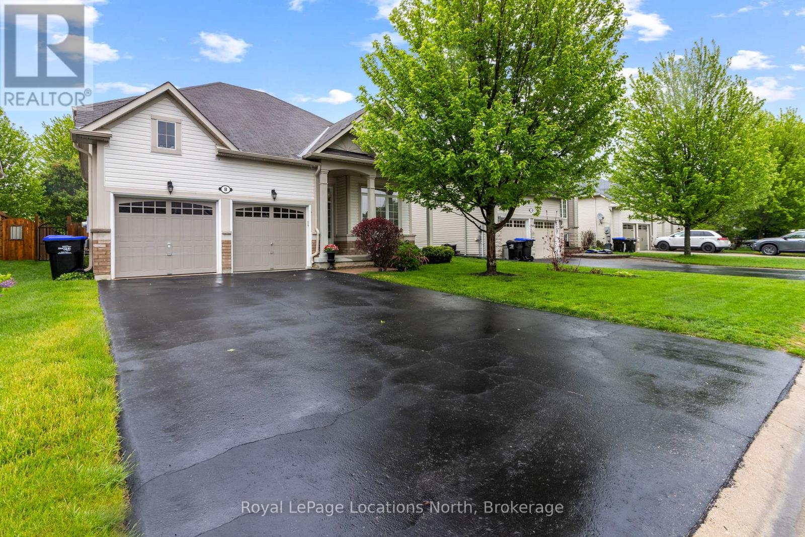 8 Broadpoint St, Wasaga Beach, ON L9Z 3B8