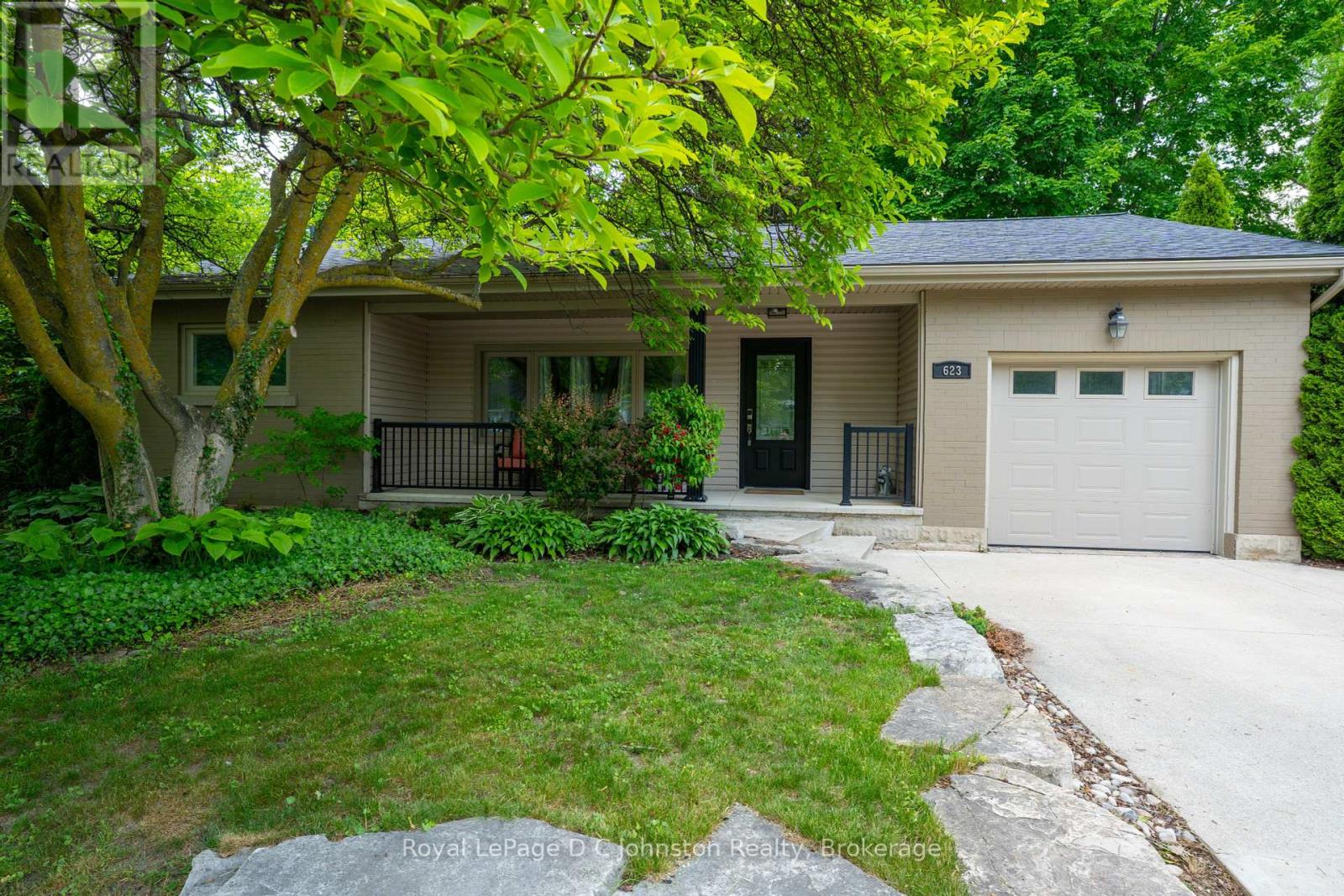623 Louis St E, Saugeen Shores, ON N0H 2C4