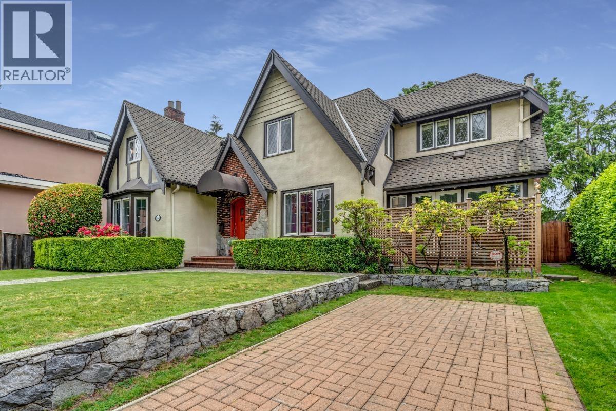 5750 Hudson St, Vancouver, BC V6M 2Z3