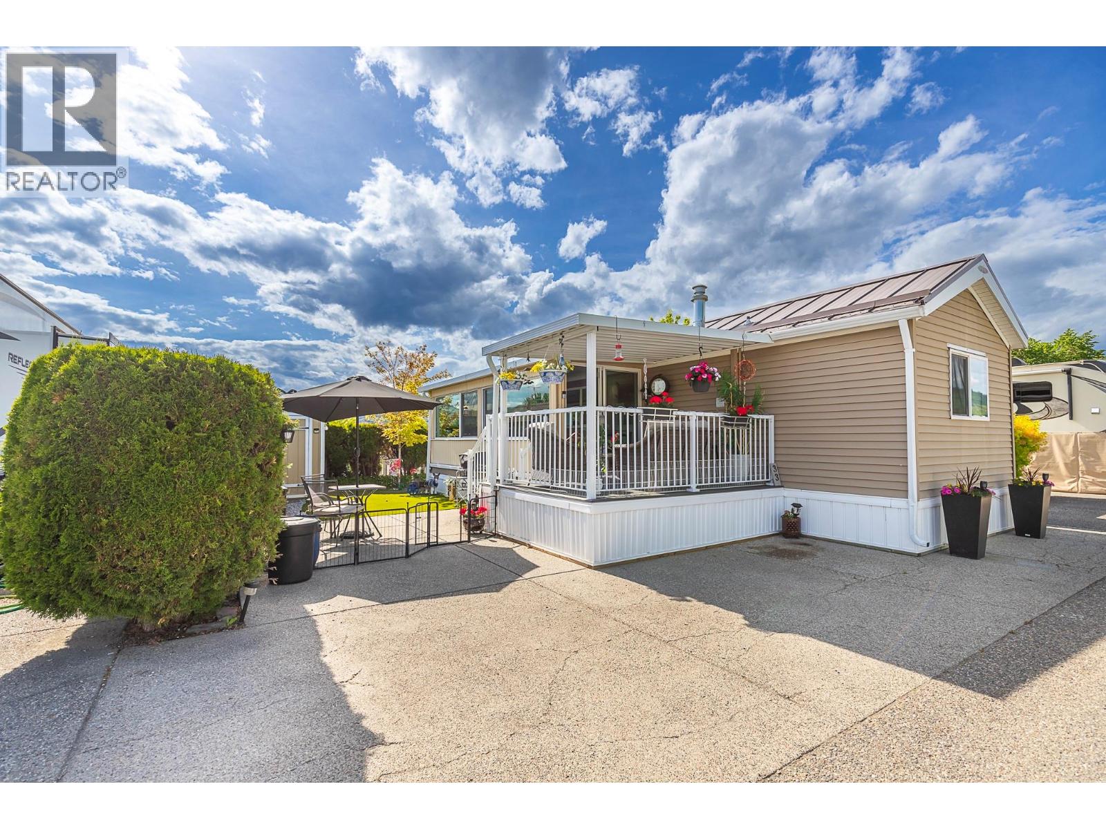 8000 Highland Road Unit 33, Vernon, BC V1B 3W5