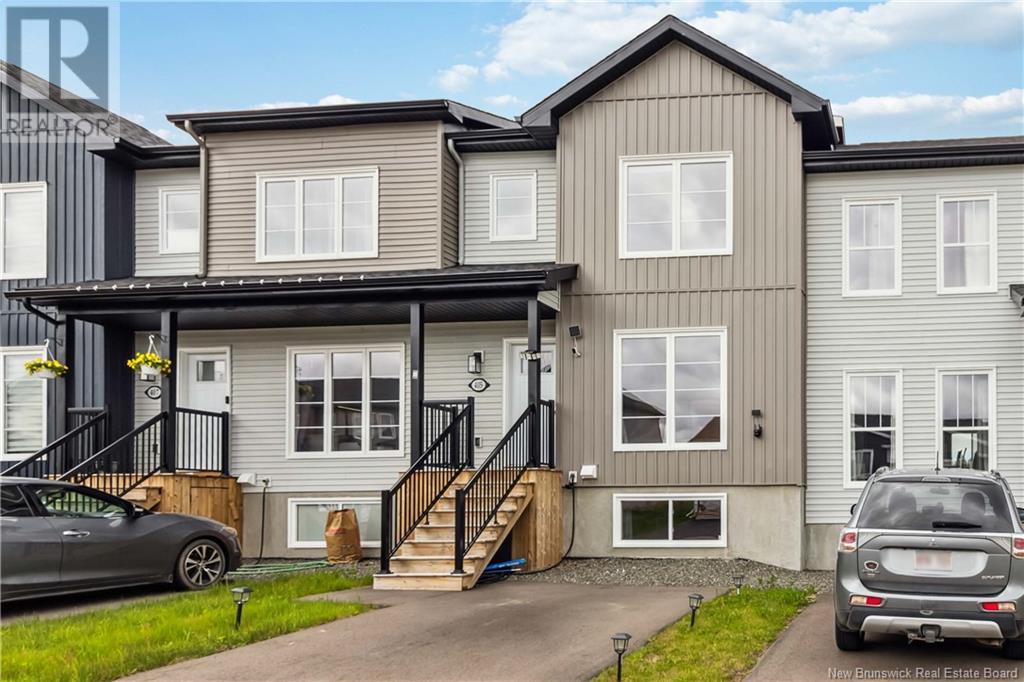 405 Damien St, Dieppe, NB E1A 5V6