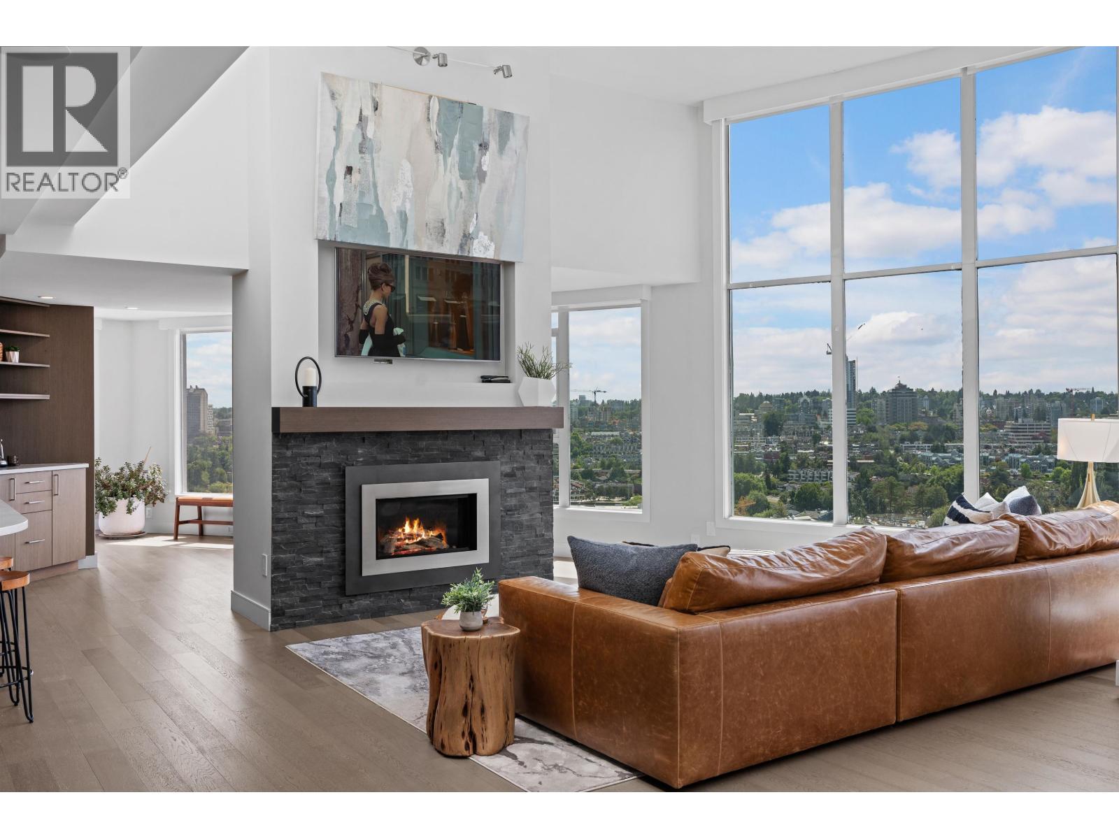 1500 Howe Street Unit 2403, Vancouver, BC V6Z 2N1