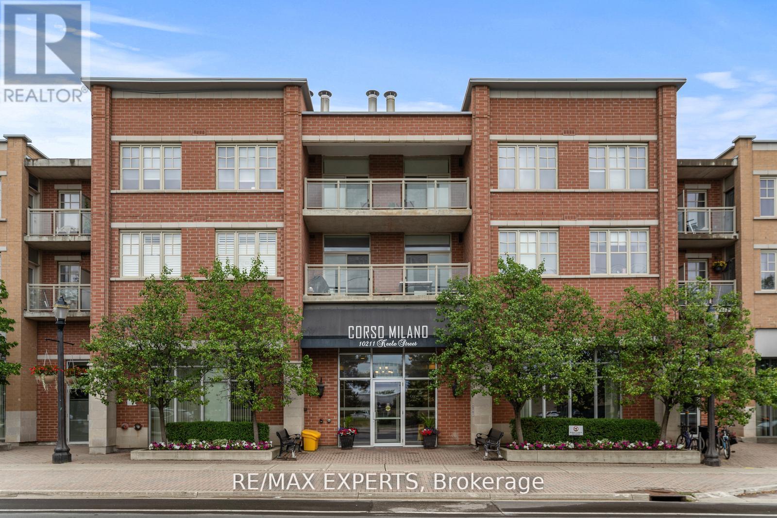 105 10211 Keele St, Vaughan, ON L6A 4R7