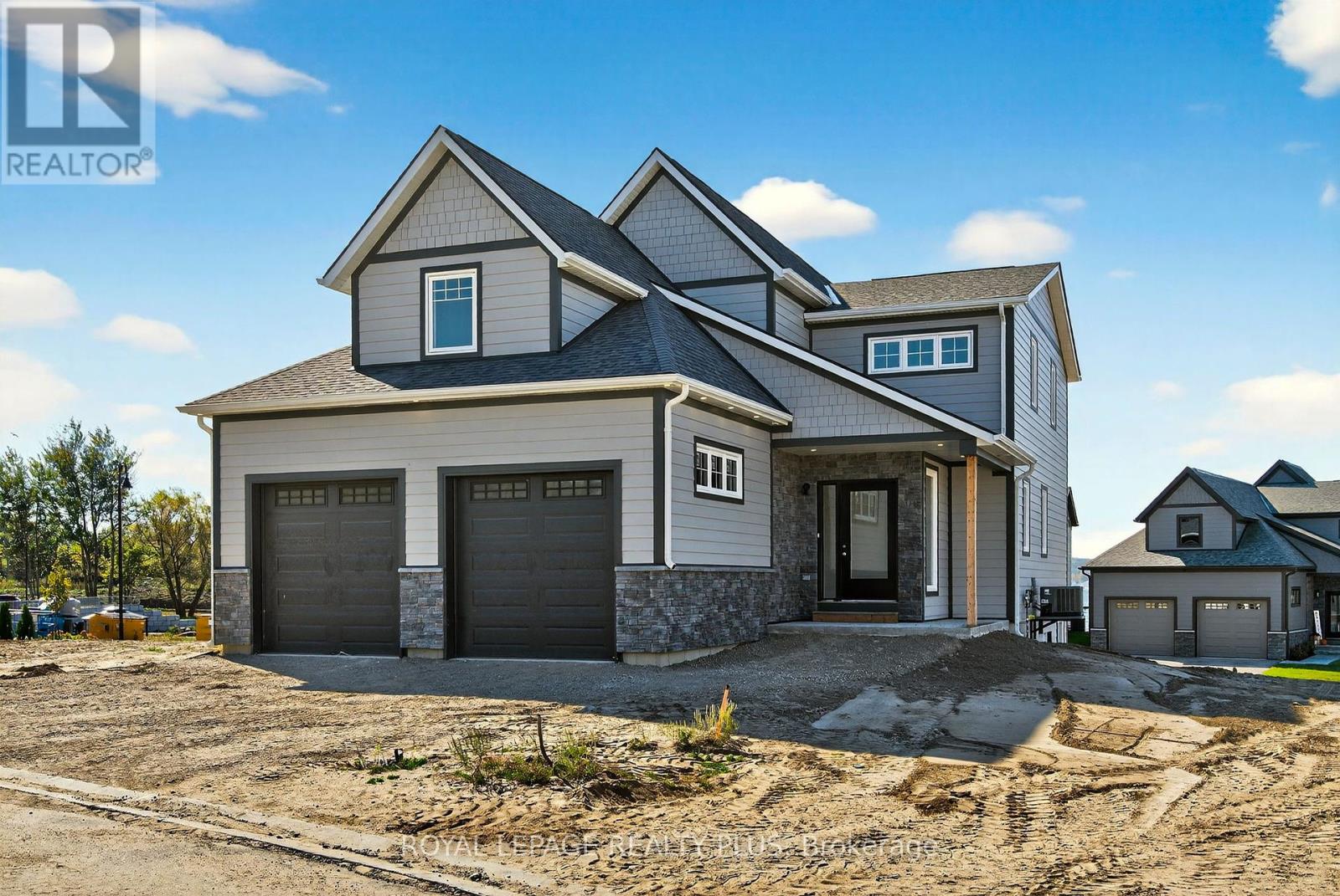 10 Magazine St, Penetanguishene, ON L9M 0W6