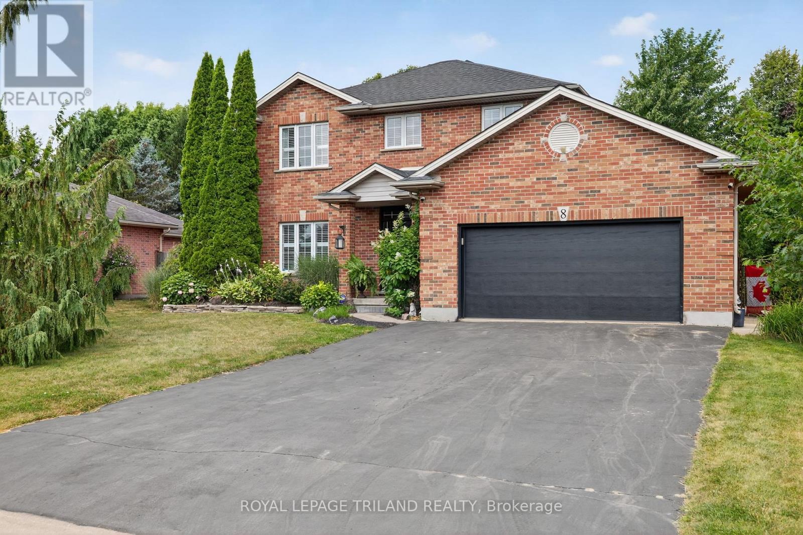 8 Wingreen Ln, Middlesex Centre, ON N0L 1R0